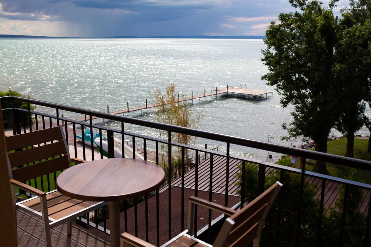 Topart Hotel Balatonvilagos Exterior photo