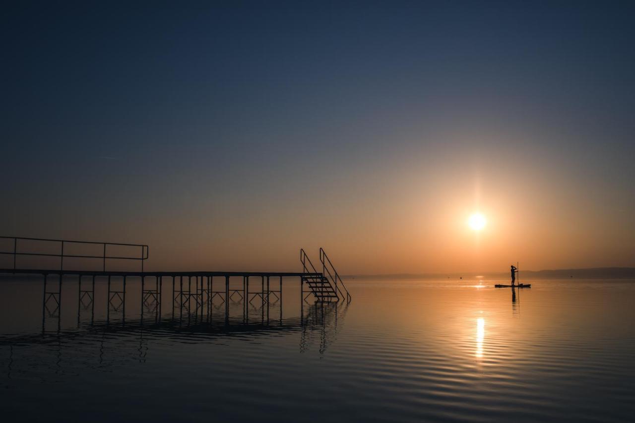 Topart Hotel Balatonvilagos Exterior photo